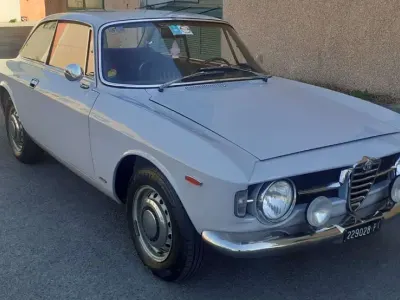 Usata Alfa Romeo GT Junior 88 CV (64 kW) 1969 Grigio Coupé
