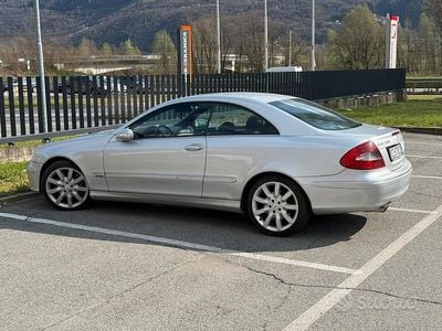 Usata Mercedes CLK200 163 CV (119 kW) 2006 Grigio Coupé