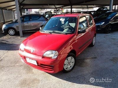 Käytetty Fiat Seicento Active 54 HP (39 kW) 2004 Punainen Viistoperä