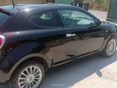 Usata Alfa Romeo MiTo 77 CV (56 kW) 2018 Nero Utilitaria