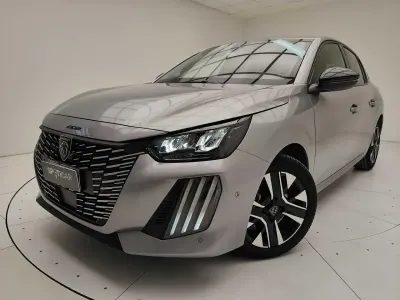 Usata Peugeot 208 Allure 110 CV (80 kW) 2025 Grigio Utilitaria