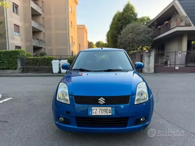 Usata Suzuki Swift GL 92 CV (67 kW) 2006 Blu Utilitaria