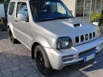 Usata Suzuki Jimny 86 CV (63 kW) 2006 SUV