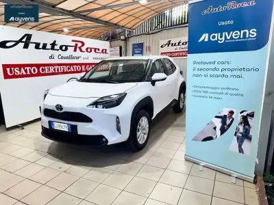 Usata Toyota Yaris Cross Business Edition 92 CV (67 kW) 2022 Bianco SUV