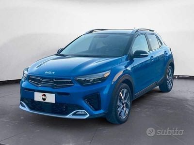 Usata Kia Stonic GT-Line 101 CV (74 kW) 2022 Blu SUV