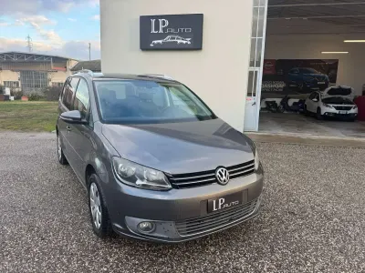 Usata VW Touran Comfortline 150 CV (110 kW) 2011 Grigio Monovolume