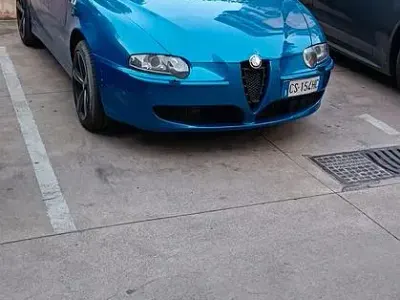 Usata Alfa Romeo 147 2004 Blu Utilitaria
