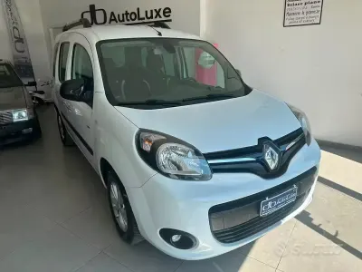 Usata Renault Kangoo LIMITED 90 CV (66 kW) 2015 Bianco Monovolume