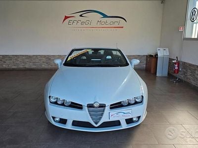 Usata Alfa Romeo Spider 184 CV (135 kW) 2009 Bianco Cabrio