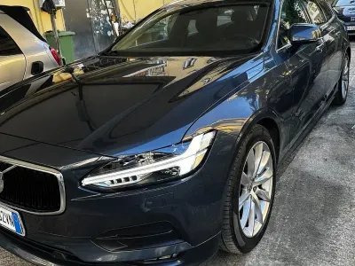 Usata Volvo V90 Business Edition 190 CV (139 kW) 2019 Bluazzurro Station wagon