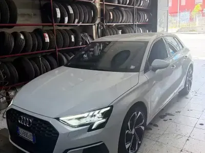 Usata Audi A3 S-Line 116 CV (85 kW) 2022 Bianco Berlina