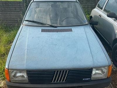 Usata Fiat Uno 45 CV (33 kW) 1983 Blu Utilitaria