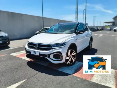 Usata VW T-Roc R-line 150 CV (110 kW) 2024 Bianco SUV
