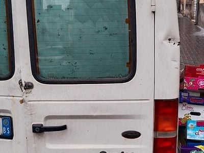 Usata Ford Courier 1998 Monovolume