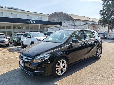 Usata Mercedes B180 Premium 108 CV (79 kW) 2015 Nero Monovolume