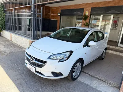 Usata Opel Corsa Innovation 90 CV (66 kW) 2019 Bianco Utilitaria