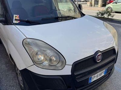 Usata Fiat Doblò Active 103 CV (75 kW) 2013 Bianco Monovolume