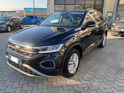 Usata VW T-Roc Style 150 CV (110 kW) 2022 Nero SUV