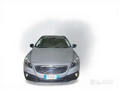 Usata Volvo V40 CC Kinetic 190 CV (139 kW) 2014 Grigio Station wagon