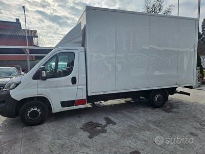 Usata Peugeot Boxer S 140 CV (102 kW) 2020 Bianco pastello Furgone