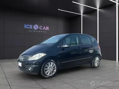Usata Mercedes A180 Avantgarde 109 CV (80 kW) 2009 Nero Berlina