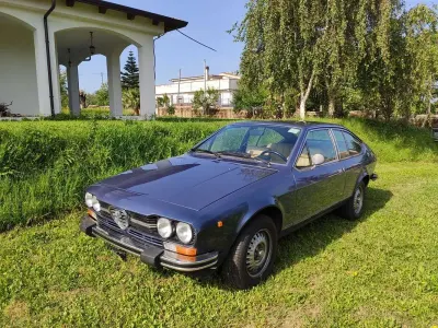 Usata Alfa Romeo Alfetta GT/GTV 122 CV (89 kW) 1976 Blu/azzurro Coupé