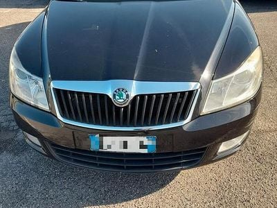 Begagnad Skoda Octavia 2011 Svart Kombi
