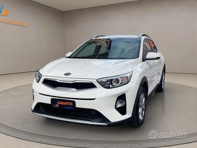 Usata Kia Stonic 101 CV (74 kW) 2020 Bianco SUV