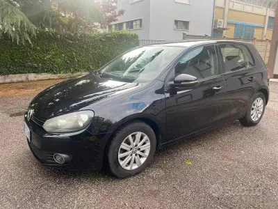 Usata VW Golf VII Comfortline 105 CV (77 kW) 2012 Nero Berlina