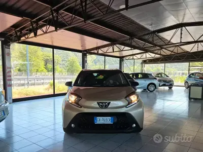 Usata Toyota Aygo X Trend 72 CV (52 kW) 2024 Grigio SUV