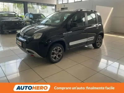 Usata Fiat Panda Cross Cross 86 CV (63 kW) 2018 Nero Utilitaria