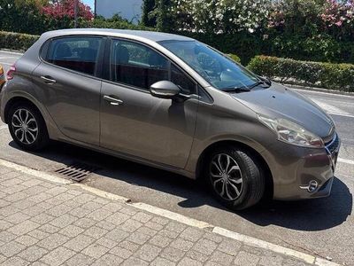 Usata Peugeot 208 68 CV (50 kW) 2012 Grigio Utilitaria