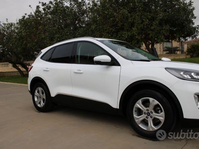 Usata Ford Kuga 120 CV (88 kW) 2021 Bianco SUV