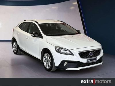 Usata Volvo V40 Business Edition 114 CV (83 kW) 2015 Bianco Utilitaria