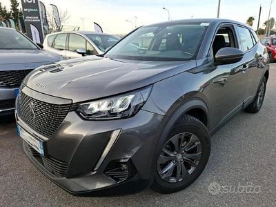 Usado Peugeot 2008 Active 131 HP (96 kW) 2021 Cinzento SUV