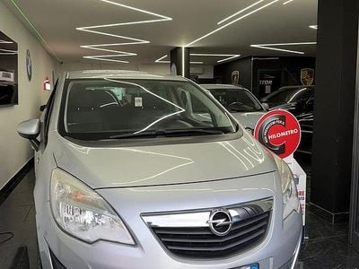 Usata Opel Meriva Cosmo 110 CV (80 kW) 2011 Grigio Monovolume