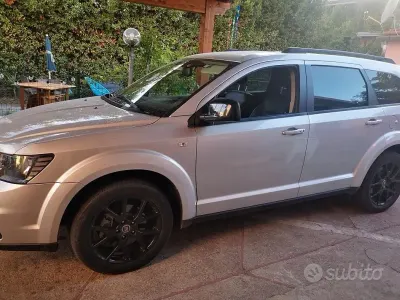 Usata Fiat Freemont Black Code 170 CV (125 kW) 2014 Grigio SUV