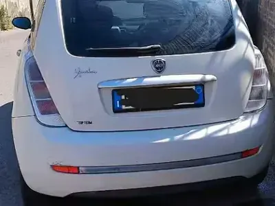 Usata Lancia Ypsilon 60 CV (44 kW) 2008 Utilitaria