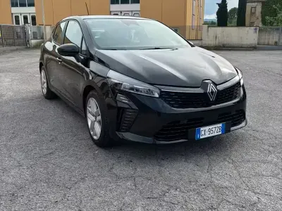 Occasion Renault Clio V 101 ch (74 kW) 2025 Noir Berline
