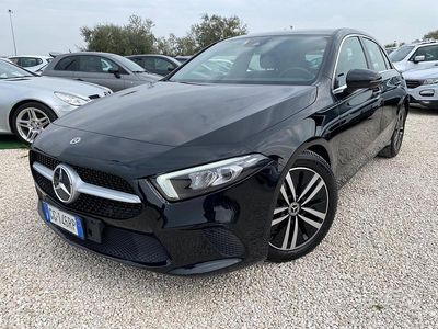 Usata Mercedes A180 116 CV (85 kW) 2021 Nero Berlina