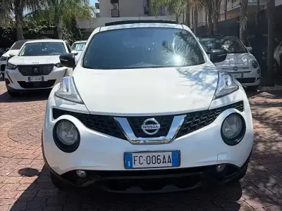 Usata Nissan Juke Tekna 110 CV (80 kW) 2016 Bianco SUV