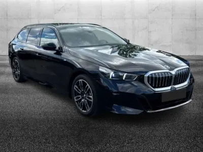 Usata BMW 520 M Sport 197 CV (144 kW) 2024 Nero Station wagon