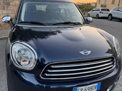 Usata Mini Cooper D Countryman Business 111 CV (81 kW) 2012 Blu SUV
