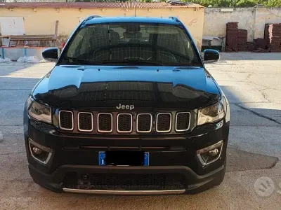 Usata Jeep Compass Limited 140 CV (102 kW) 2018 Nero SUV