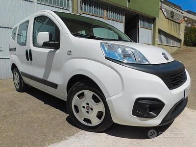 Occasion Fiat Qubo Lounge 95 ch (69 kW) 2020 Blanc Monospace