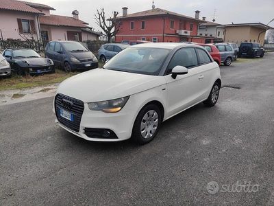 Usata Audi A1 90 CV (66 kW) 2012 Bianco Utilitaria