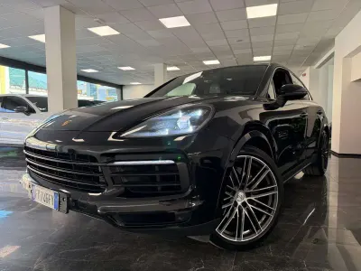 Usata Porsche Cayenne Chrono 340 CV (250 kW) 2019 Nero SUV