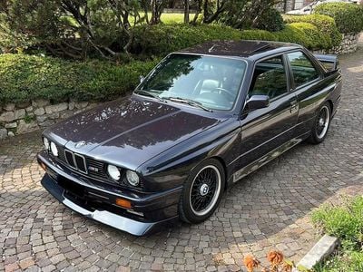 Usata BMW M3 Sport Line 1989 Blu Coupé