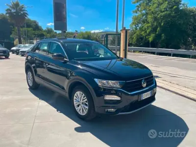 Usata VW T-Roc Business 150 CV (110 kW) 2021 Nero SUV