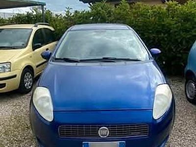 Usata Fiat Grande Punto Emotion 90 CV (66 kW) 2007 Blu Utilitaria